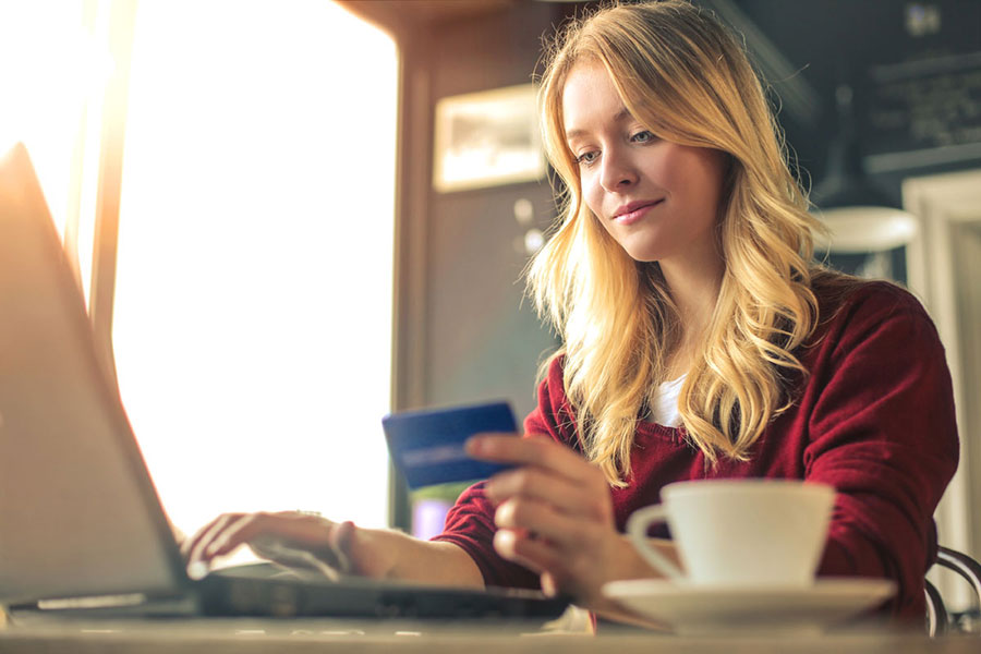 Image of online shopper